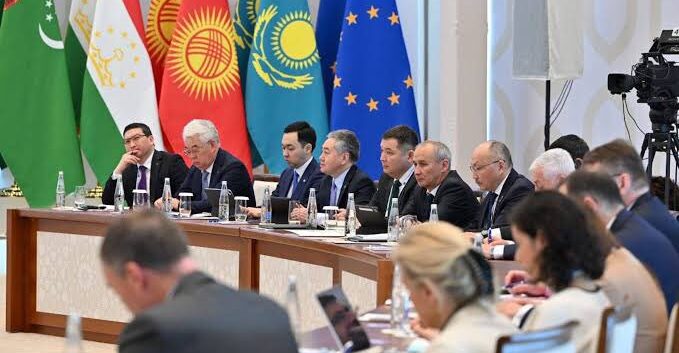 Türkiye’yi Kıbrıs’ta ‘işgalci’ ilan etmişlerdi! İşte o ihanetin perde arkasındaki anlaşma!