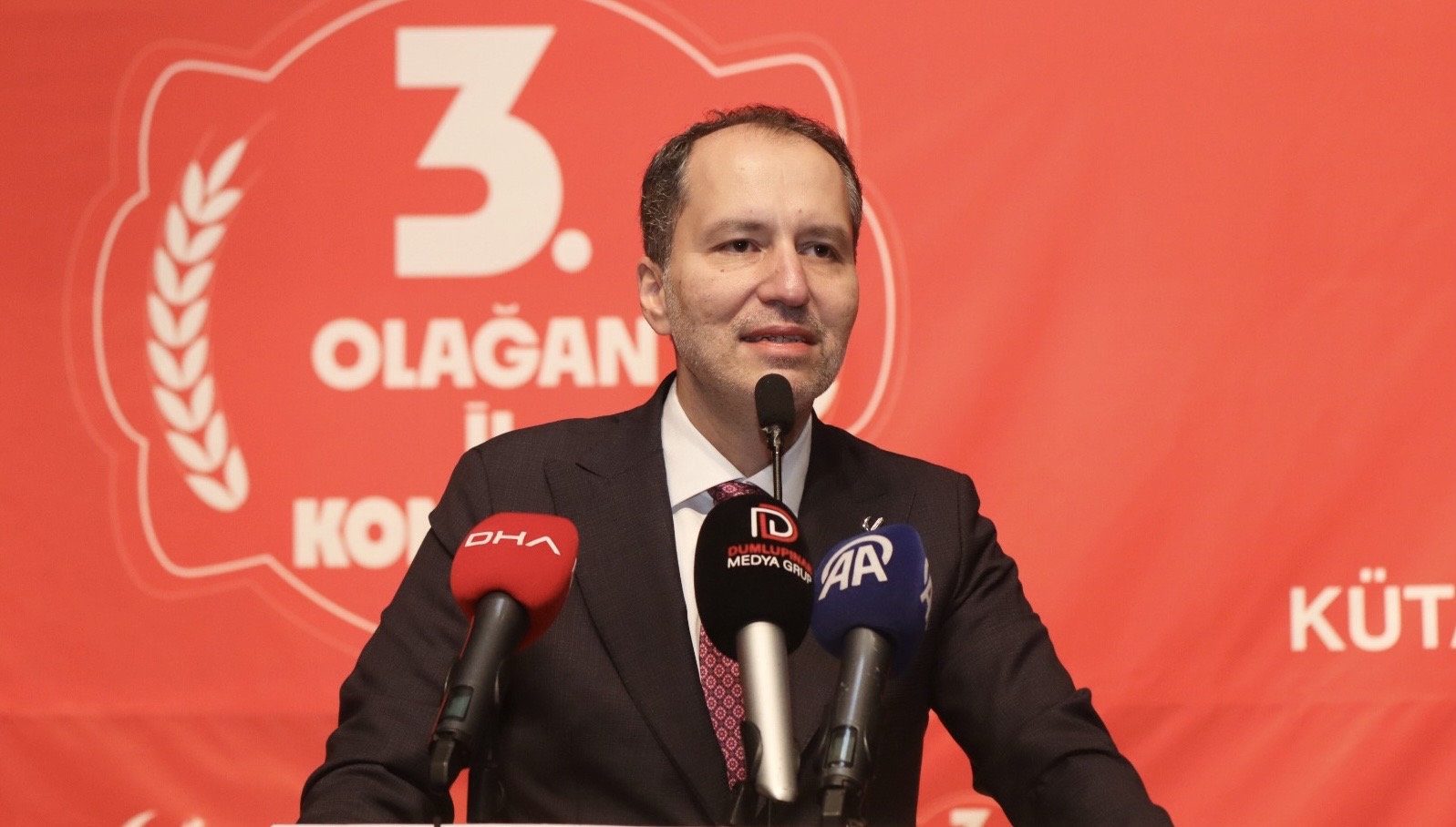 Erbakan’dan iktidara ‘3Y’ çıkışı: “Yoksulluğu da, yolsuzluğu da, yasakları da bitiremediniz!”