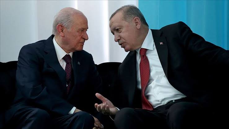 Cumhur İttifakı’nın yeni yol haritası: Erdoğan ve Bahçeli gizli zirvede ne konuştu?