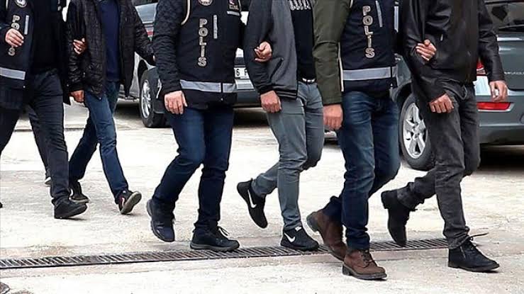 CHP’de gözaltı fırtınası: Başkanlar, Bürokratlar, Müdürler listede!