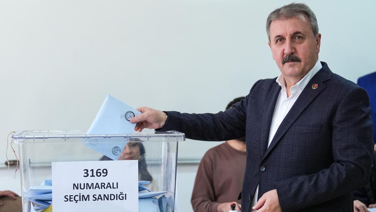 Cumhur’un küçük ortağı erken seçim için tarih verdi