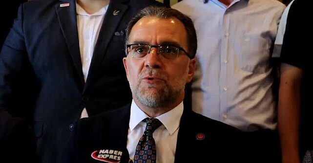 Yeniden Refah’tan gözaltı tepkisi: “Bu kendini bilmezler derhal açığa alınmalıdır!”