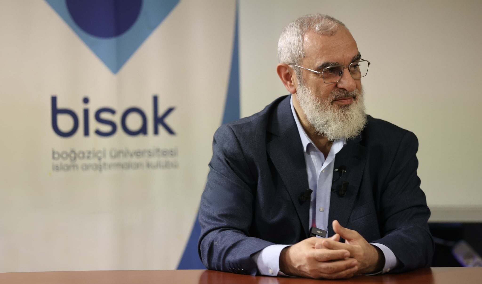 Çarpıtılan söylemi bahane ettiler, İslam’ı hedef aldılar! Boğaziçi’nde Nurettin Yıldız’a saldırı