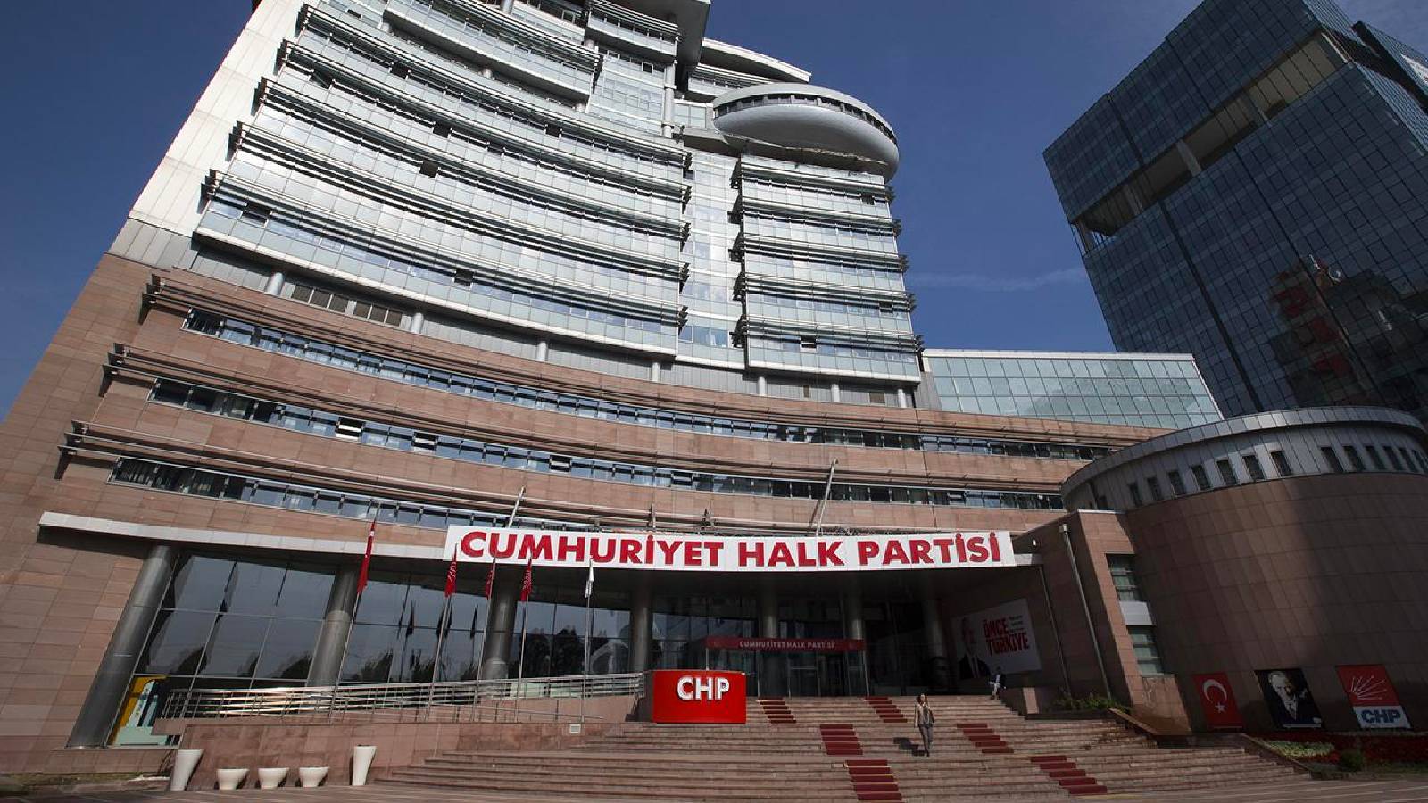 CHP’ye bir şok daha! 5 Belediye başkanı daha tutuklandı