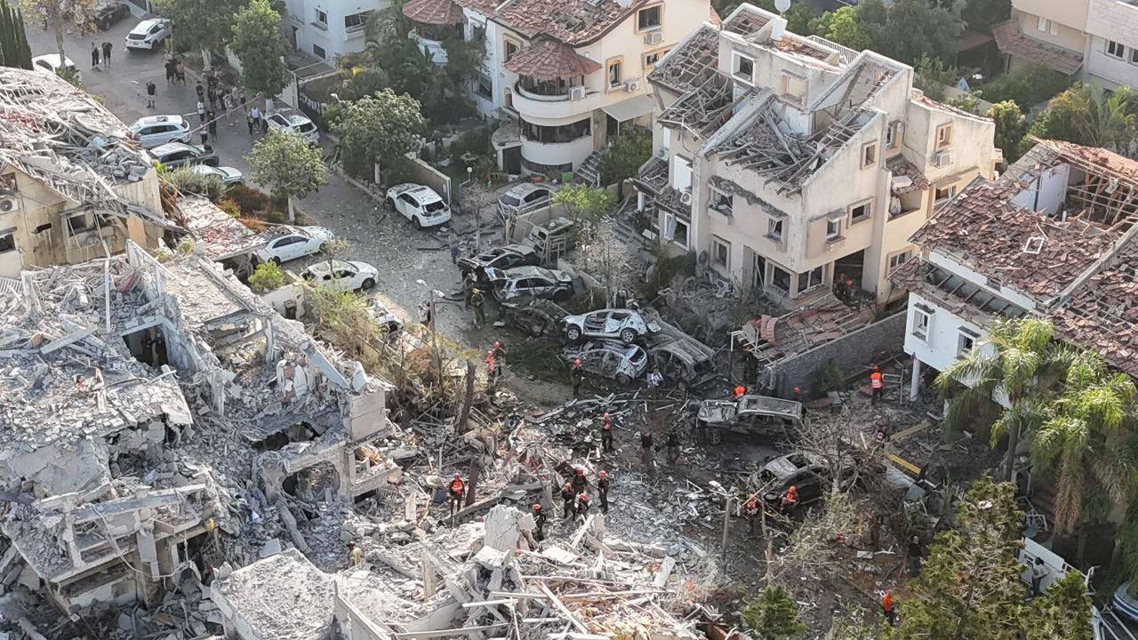 İsrail-İran savaşında 4. gün: Soykırımcının başkenti alev alev!