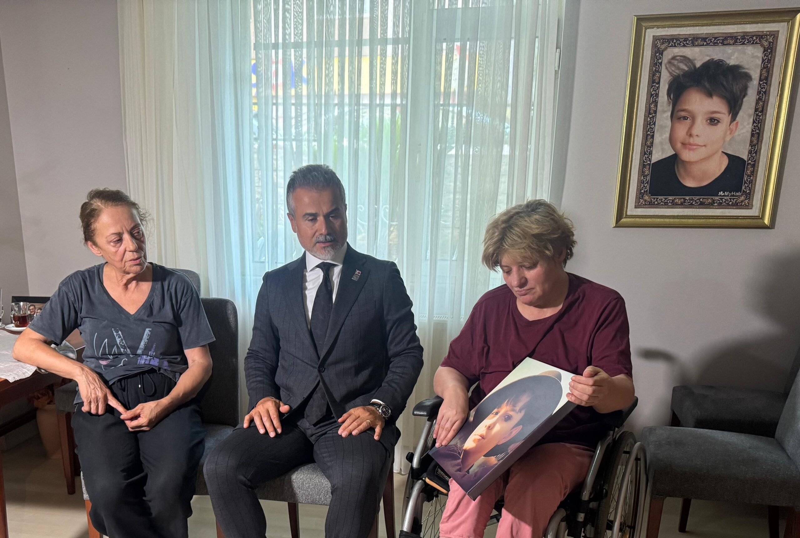 Yeniden Refah’tan Minguzzi ailesine destek ziyareti
