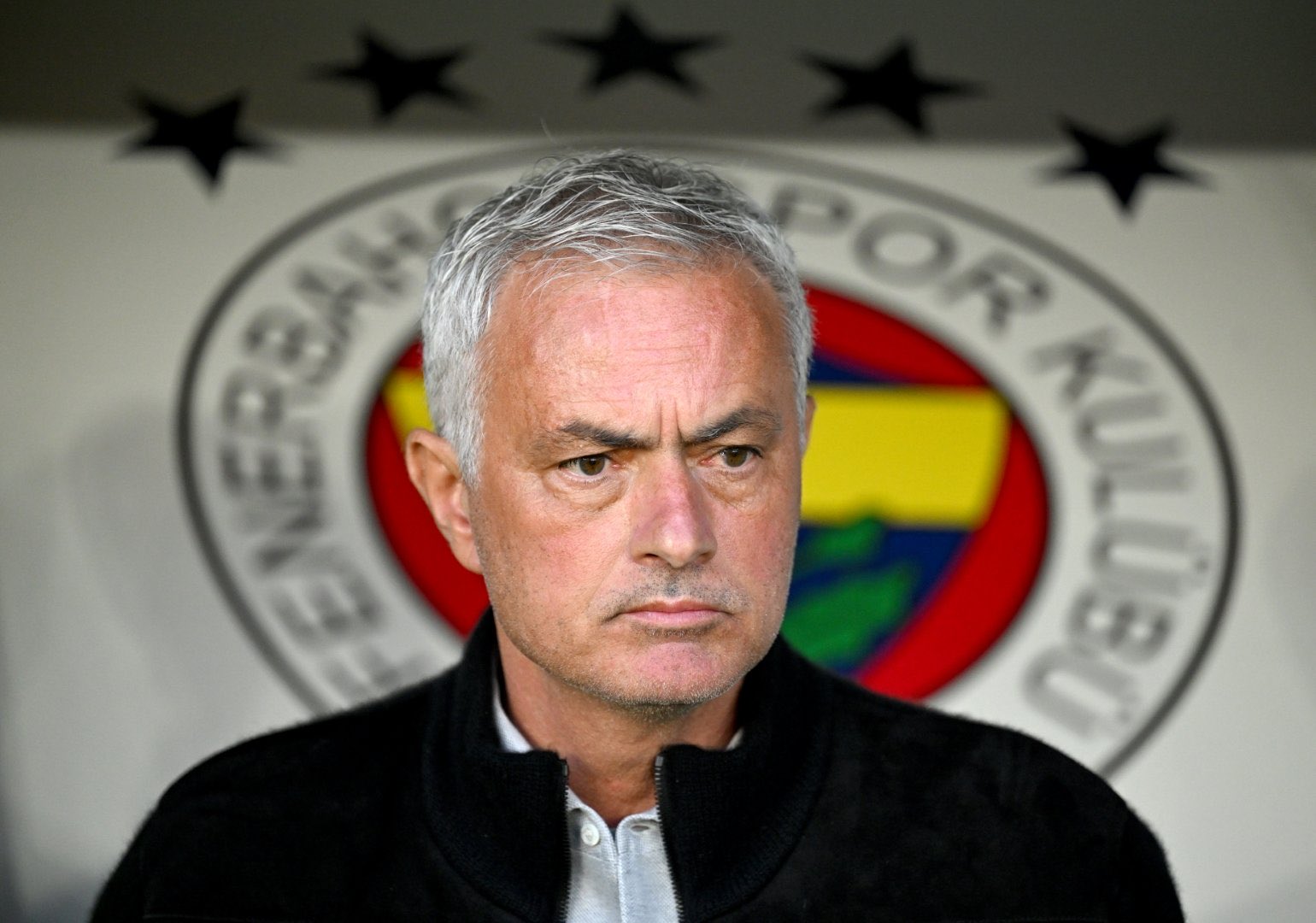Ve beklenen gelişme! Mourinho kovuldu