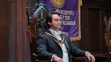 ABD’nin ‘karanlık odasında’ nöbet değişimi: Washington Locası’nın ‘Büyük Üstad’ı bir Türk oldu