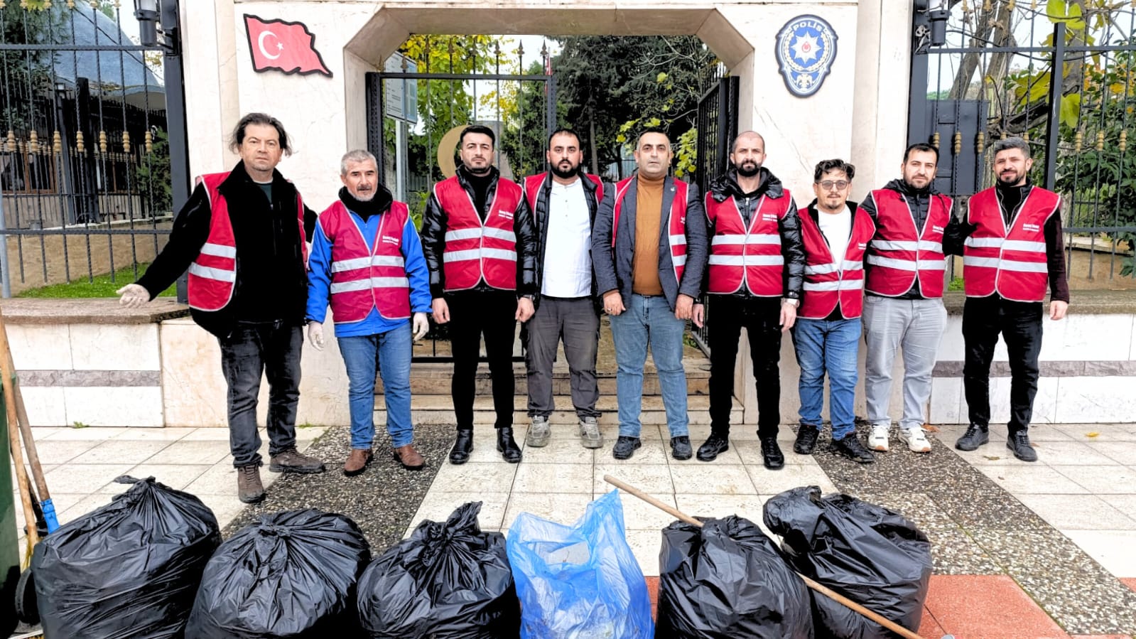 İbrahim Şahin’den Şehitlikte Tarihe Not Düşen Mesaj: