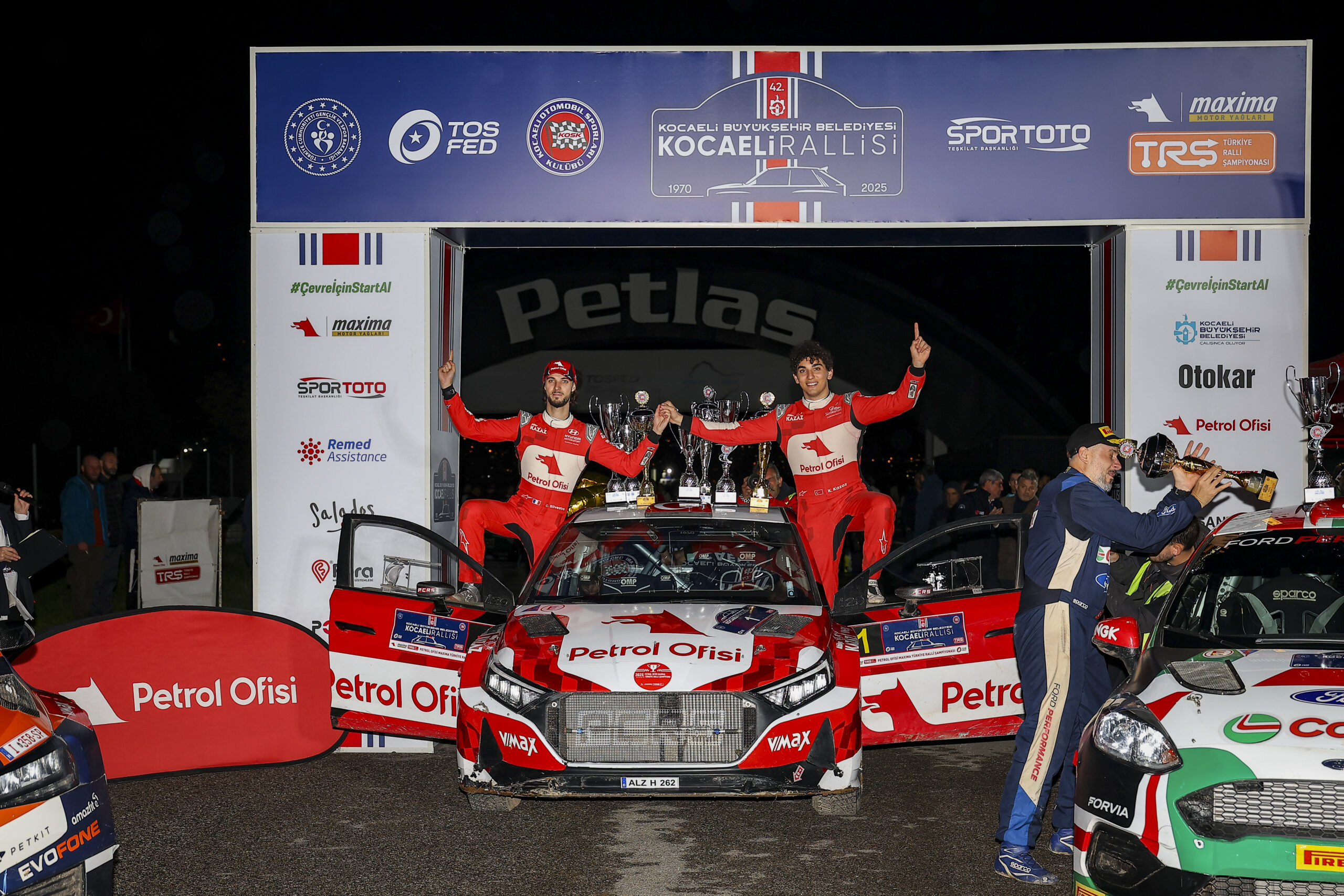 Rallinin ‘en genç’ kralı zirveyi bırakmadı: Kerem Kazaz sezonu zaferle kapattı