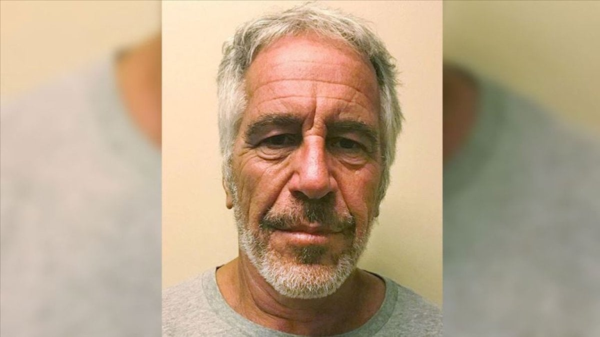 Eski İsrail başbakanı da Epstein dosyasında! Fuhuş yuvasında konaklamış