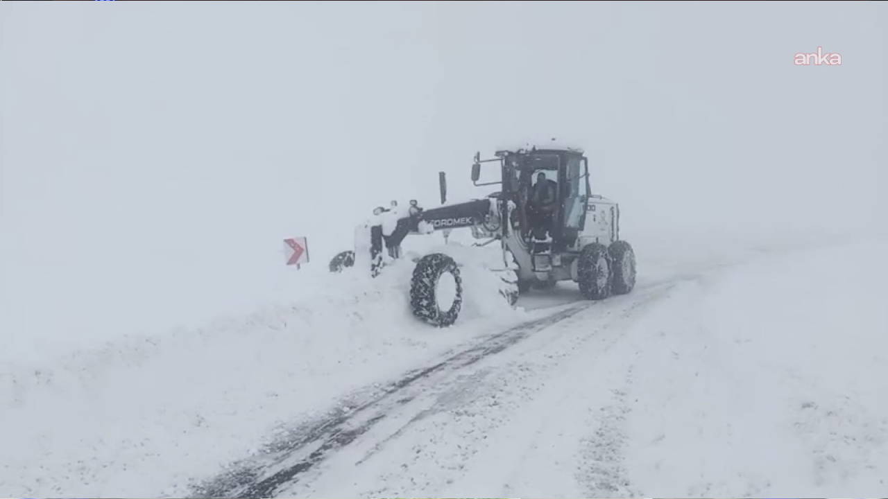Malatya’da yoğun kar nedeniyle motosikletler ve moto kuryelere bir günlük yasak