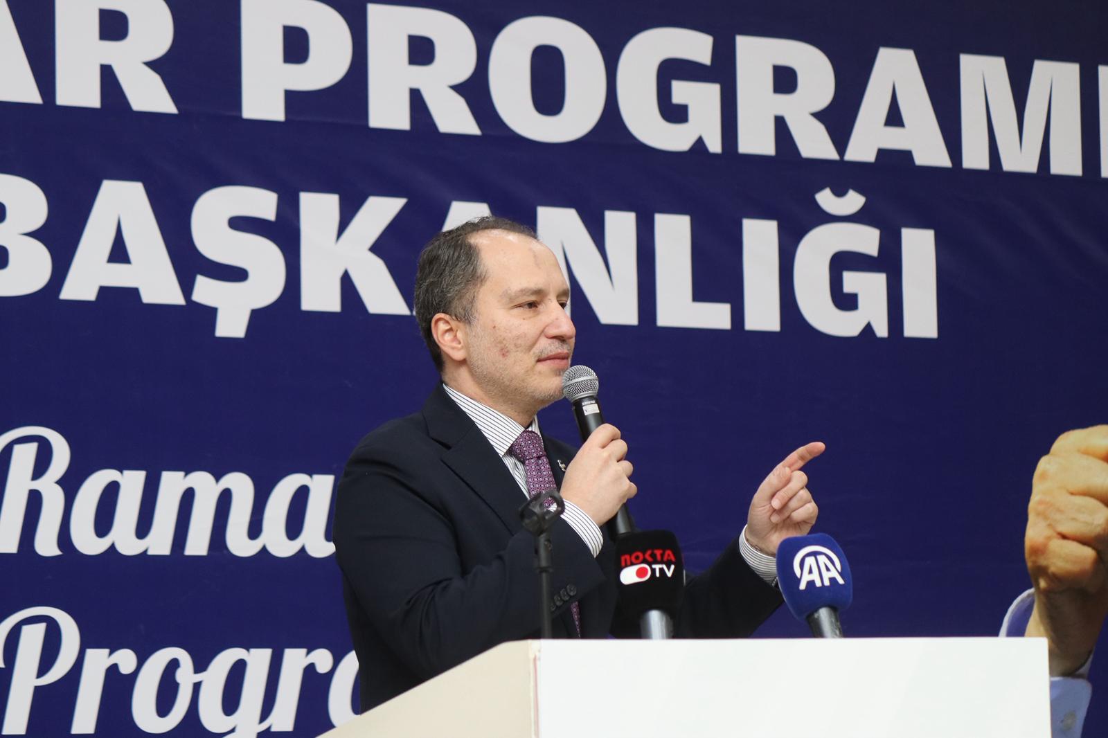 Erbakan’dan kritik uyarılar:  “Türkiye’de seçim bile yapılamayacak noktaya gelebiliriz”