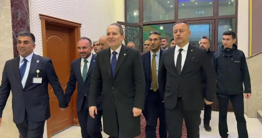 Fatih Erbakan eski bakanı övgüyle andı: “Önemli rol oynadı”