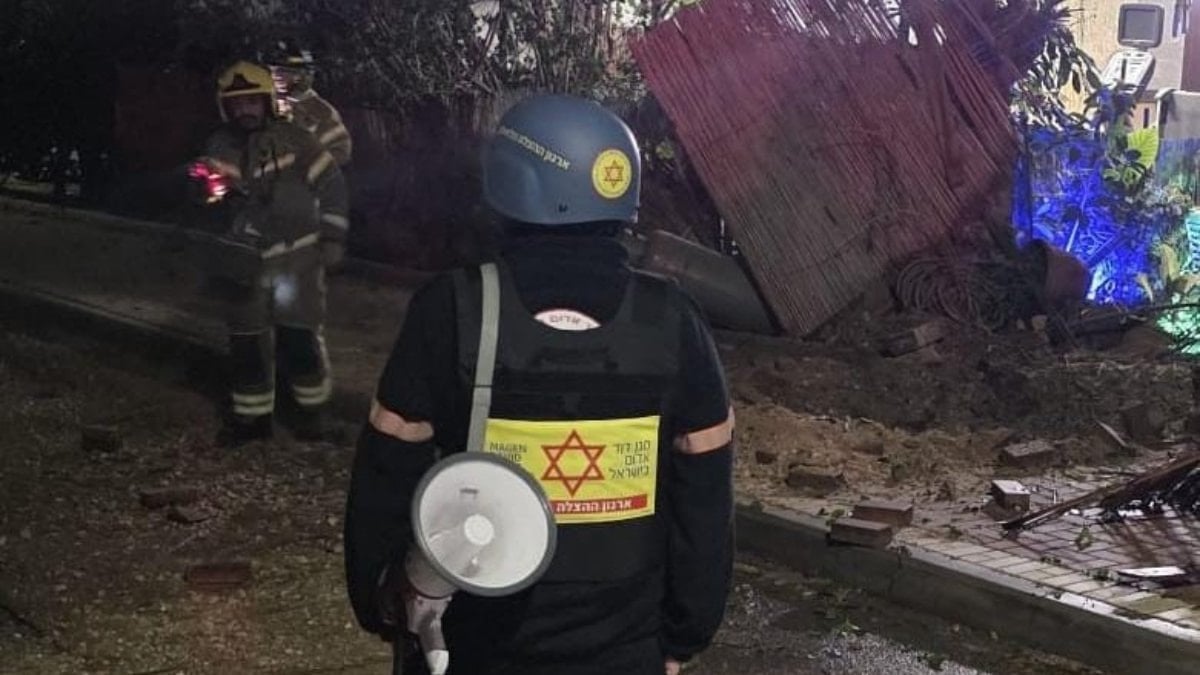 İran’ın füze saldırıları İsrail’deki birçok bölgeye zarar verdi