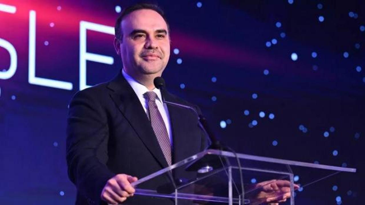 Otomotivde 41,5 milyar dolarlık dev rekor: Bakan Kacır yeni verileri açıkladı!