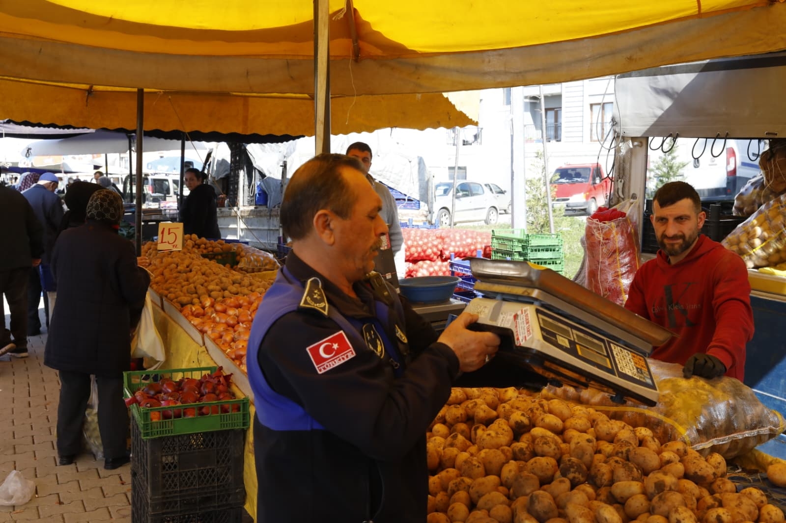 İlkadım’da Pazarlara Sıkı Denetim