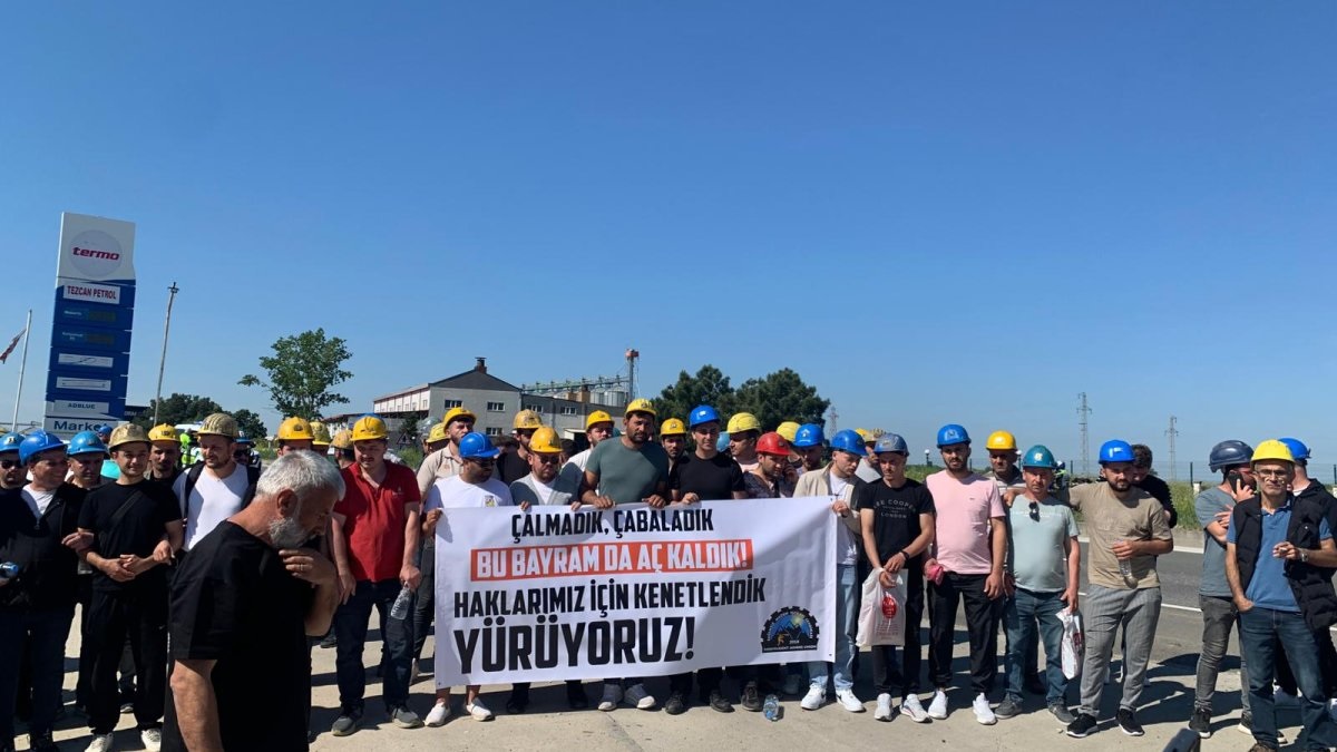 Üç aydır maaş alamıyoruz  çocuklarımıza bayramlık alamıyoruz