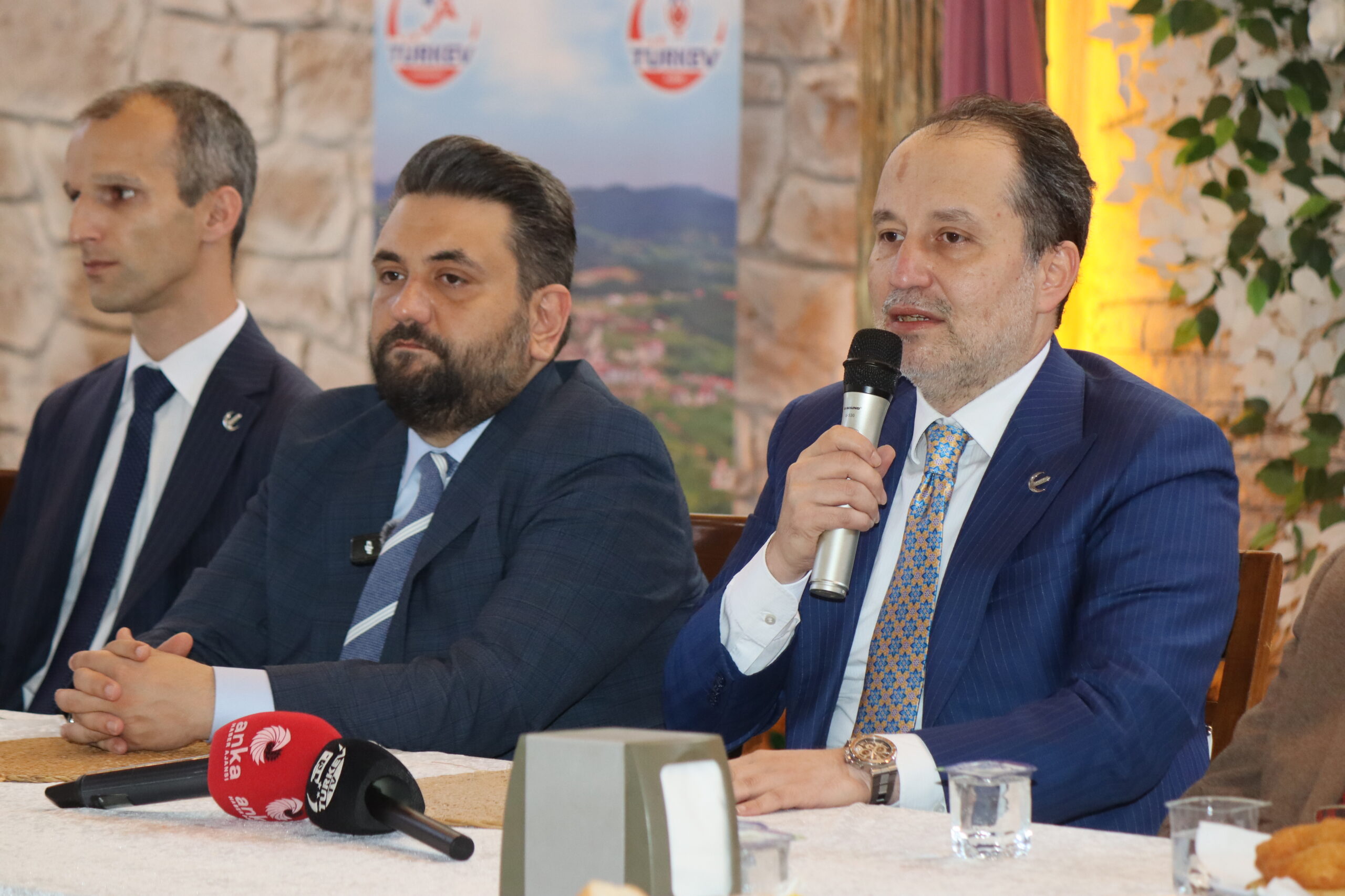 Yeniden Refah lideri Dr. Fatih Erbakan ittifak yapacakları partiyi açıkladı