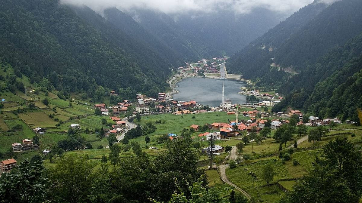  Uzungöl’ün ömrü tükeniyor