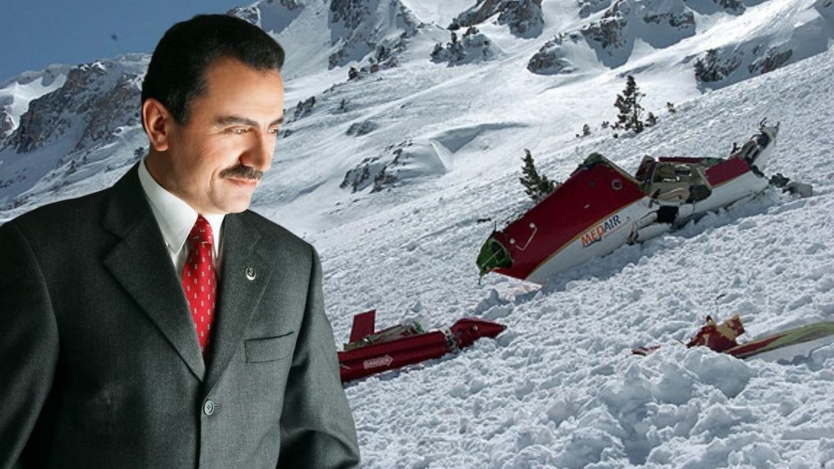 Enkazı bulup ölmesini beklemişler