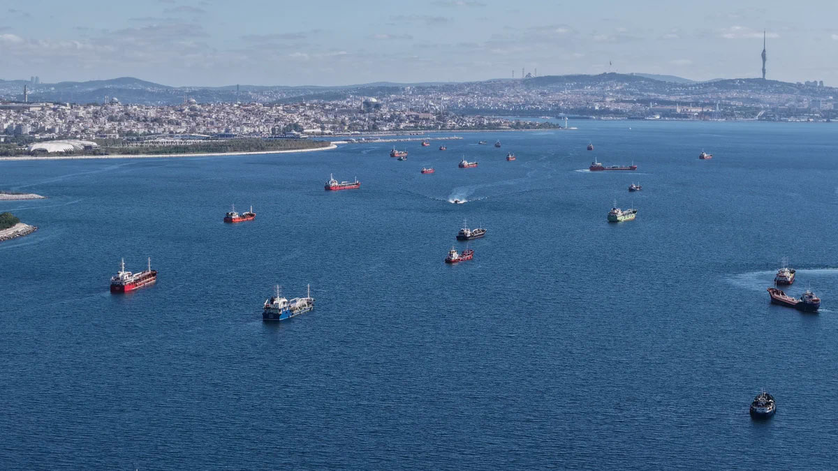 Marmara Gemipark’a Döndü: Savaş Gemilere Geçit Vermiyor